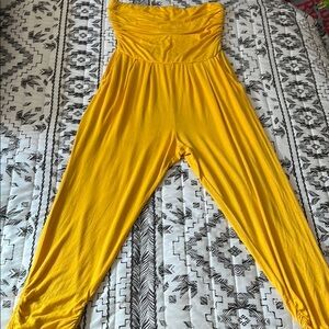 Heart Hips Romper in Yellow Size L
